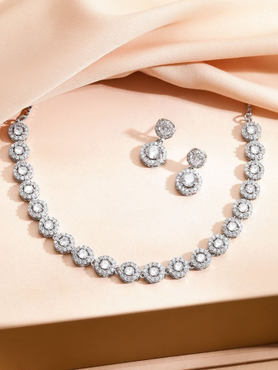 Rubans Rhodium-Plated White Cubic Zirconia Halo Cluster Classic Necklace Set with Earrings