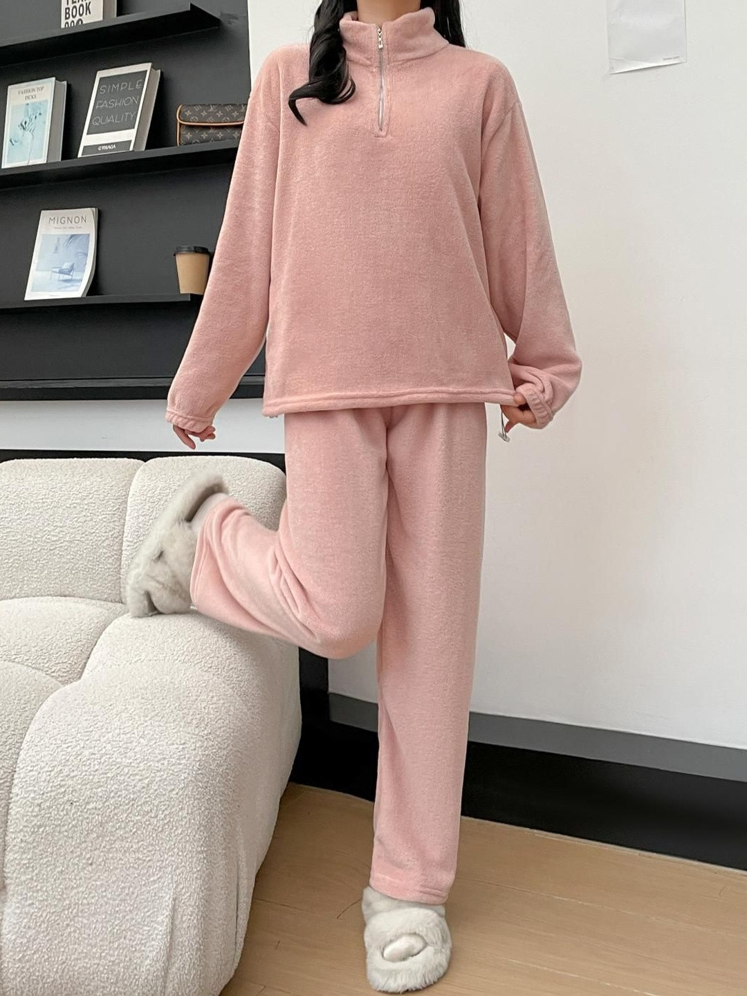 Stem Rope Round Neck Long Sleeves Top With Pyjamas