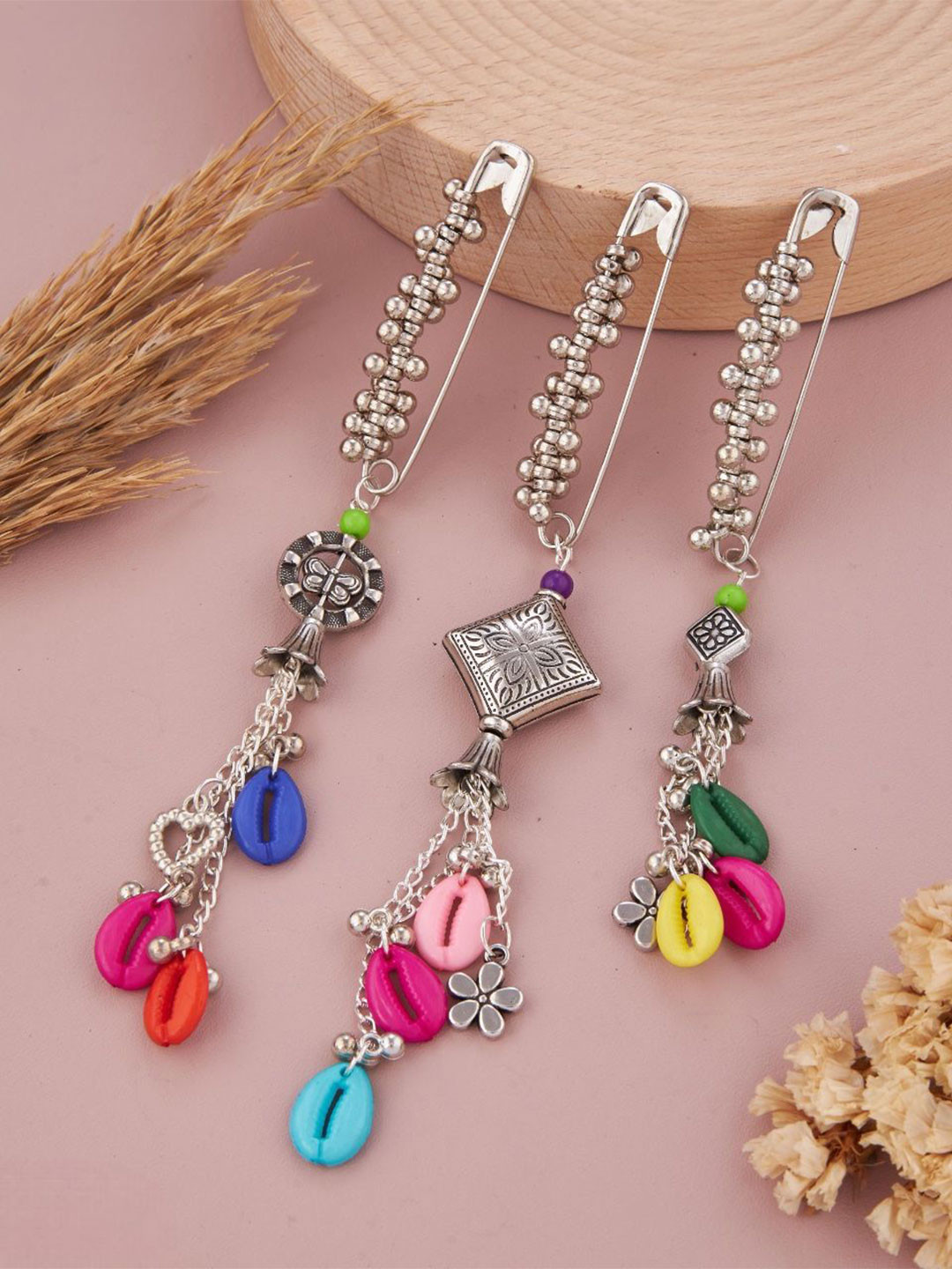 GC PREMIUM JEWELLERY Set OF 3 Artificial Beaded Oxidised Saree Clip