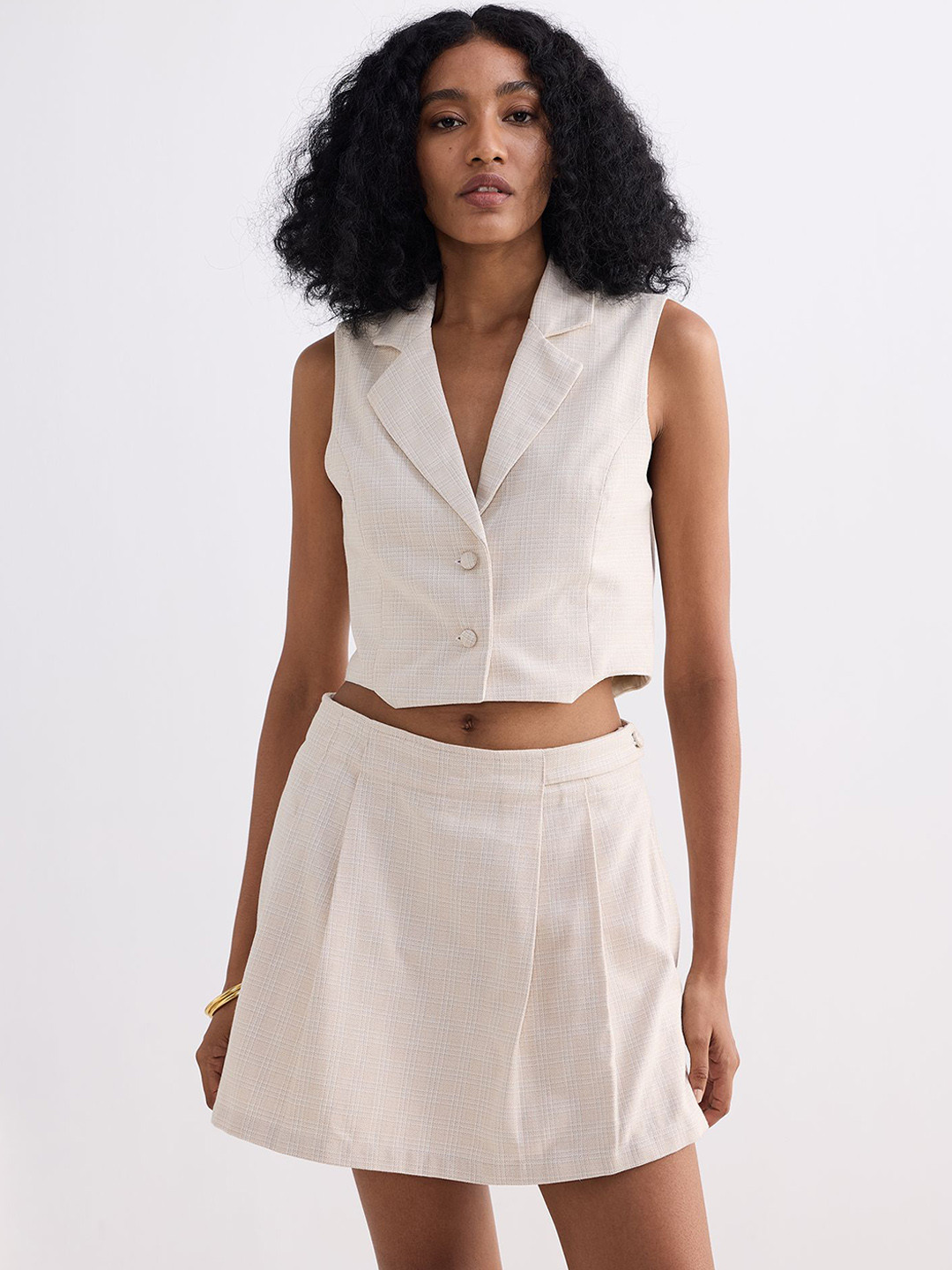 Reistor Women Flared Mid Rise Mini Skirts