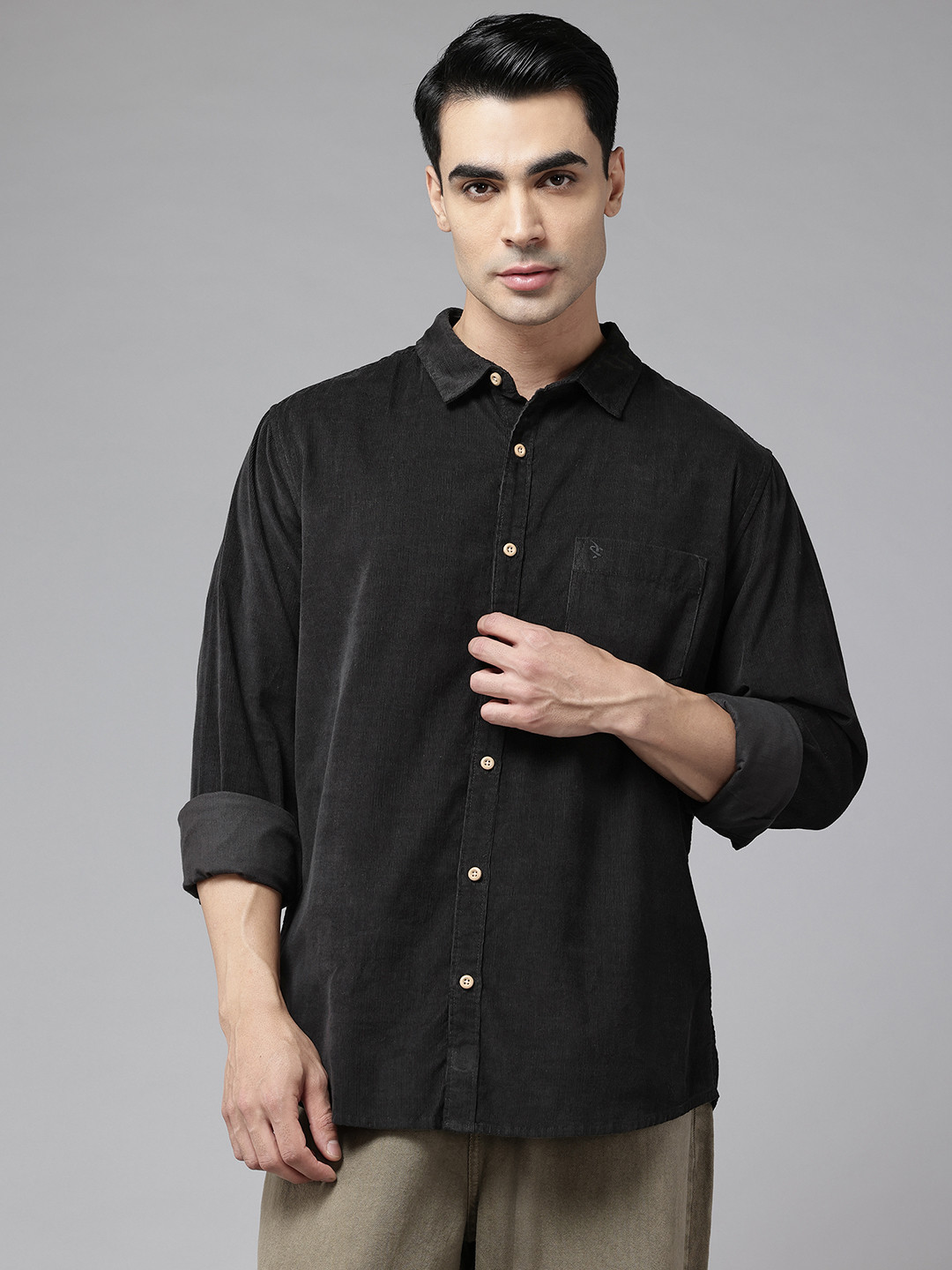 Sand Dunes Cutaway Collar Pure Cotton Slim Fit Corduroy Shirt