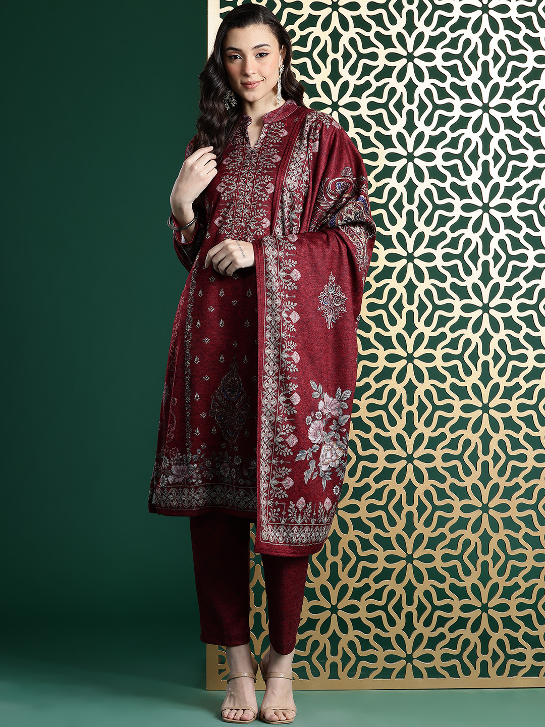 Cayman Women Embroidered Thread Work Pure Wool Kurta with Trousers & With Dupatta