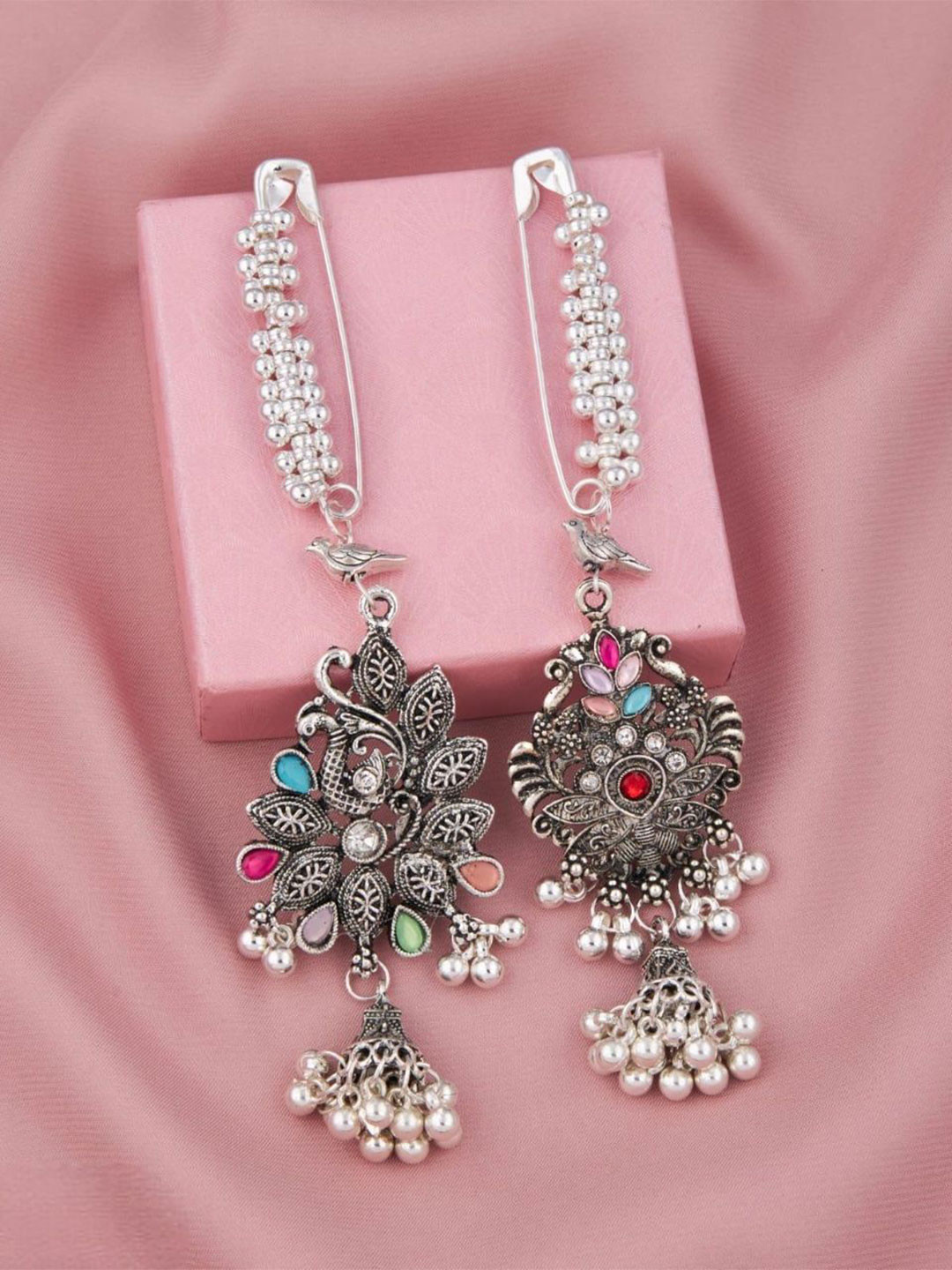 GC PREMIUM JEWELLERY Set OF 2 Stones Studded & Beaded Oxidised Saree Clip