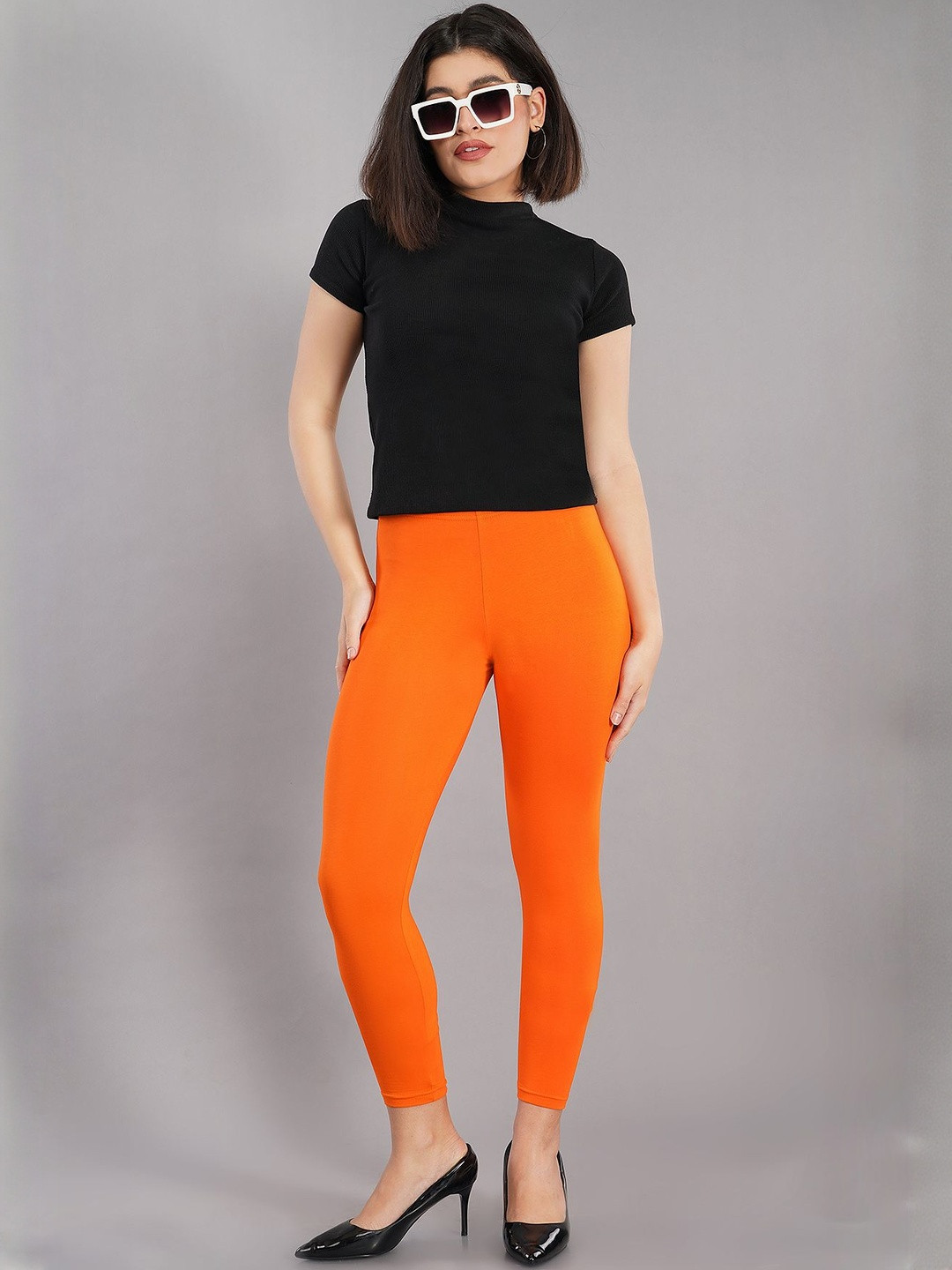 Shruthi Shsuvia Women Skinny Fit High Ankle Cropped Leggings
