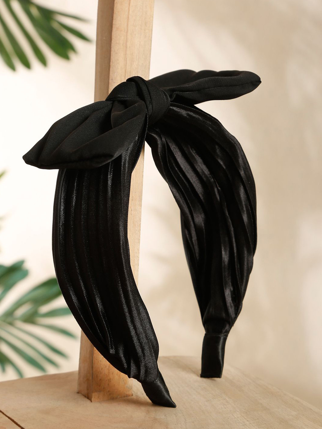 Stoln Women Broad Knot Hair Band