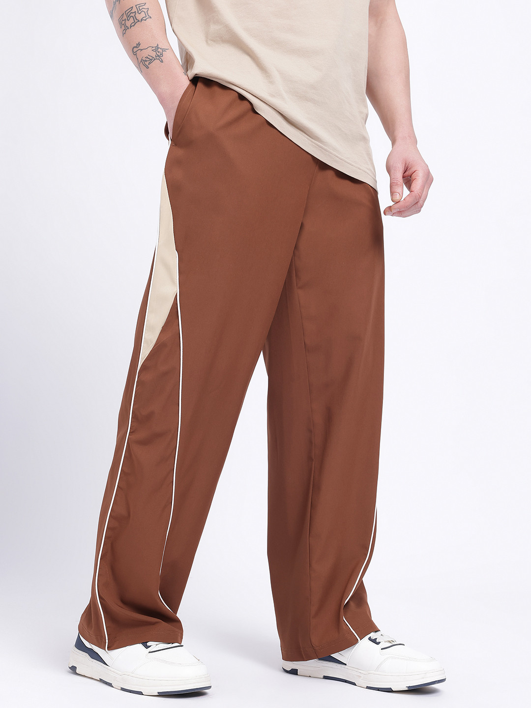 glitchez Men Contrast Taping Mid-Rise Wide Leg Track Pants