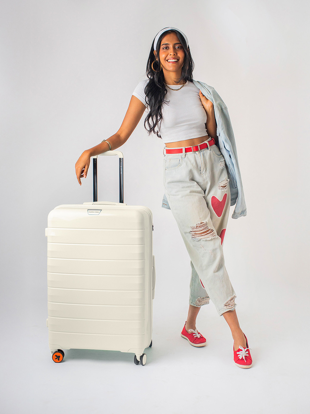 Nasher Miles Vienna Polypropylene Medium Cream Trolley Bag - 24 Inch (65 cm)