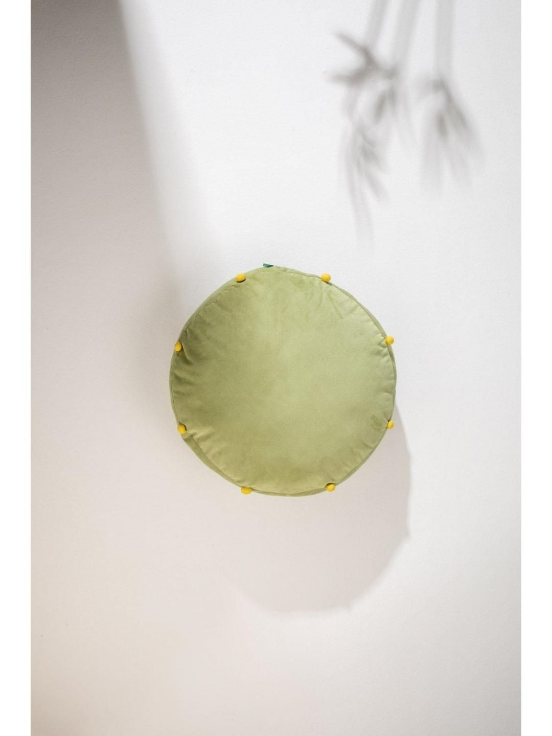 FREEDOM TREE Green And Yellow Textured Round Shape Pre-Filled Chushion