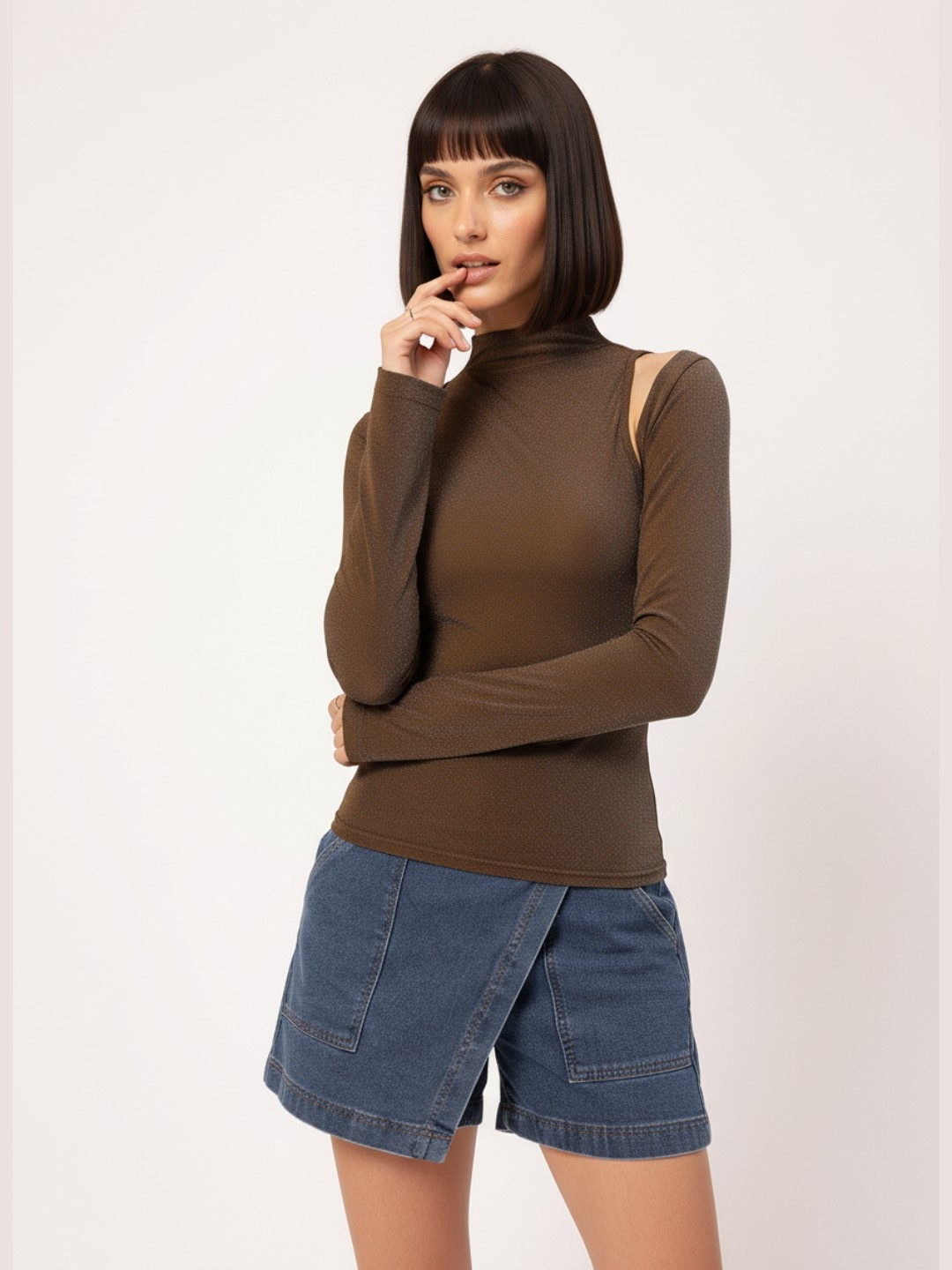 DressBerry Glitter Aura Top With Cropped Flare Slit Shrug