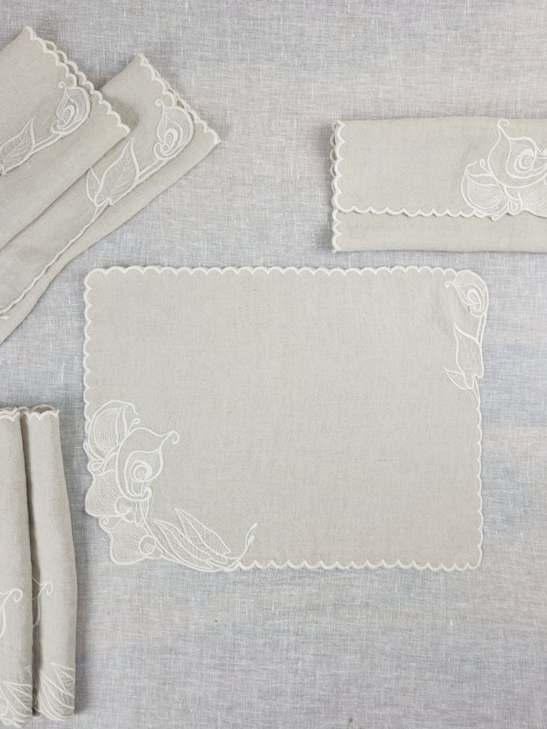 DESIGN GAATHA Coral & Beige 6 Pieces Embroidered Rectangle Pure Linen Table Placemats