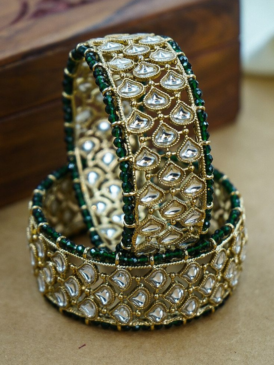 HOUSE OF JEWELERY Set Of 2 Kundan-Studded & Beaded Bangles