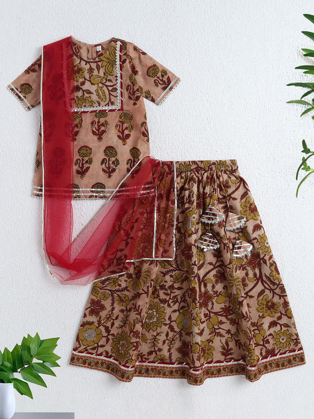 The Magic Wand Girls Ready To Wear Lehenga & Blouse With Dupatta