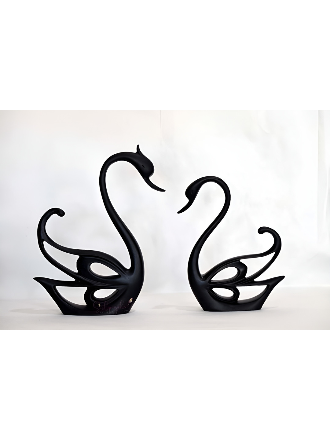 MISS PEACH Black 2 Pieces Duck Kissing Birds And Animals Figurine Showpieces