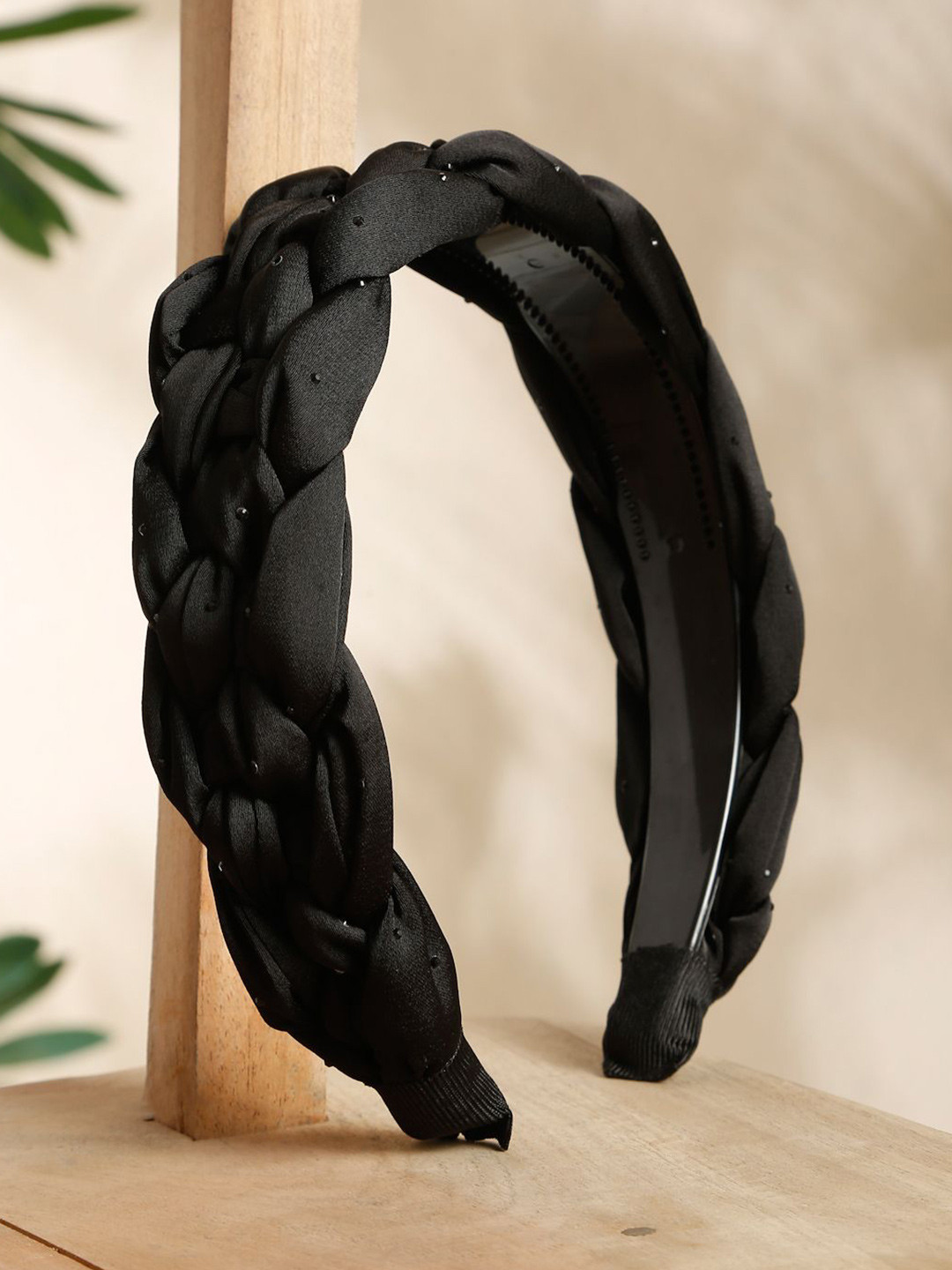 Stoln Women Applique Broad Knot Hair Band