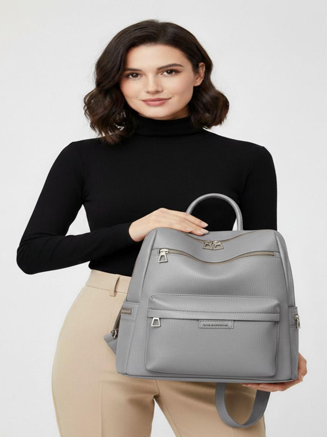 CLASSIC SMUGGLER Girls Large Backpack with 2 Zip Pockets