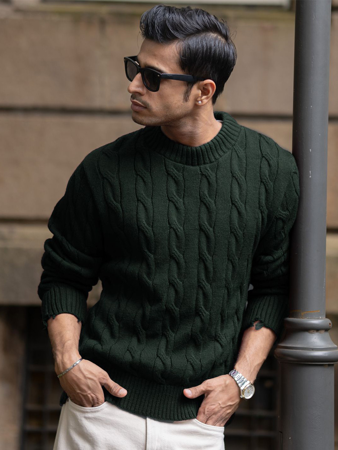 Powerlook Men Cable Knit Round Neck Long Sleeves Pullover
