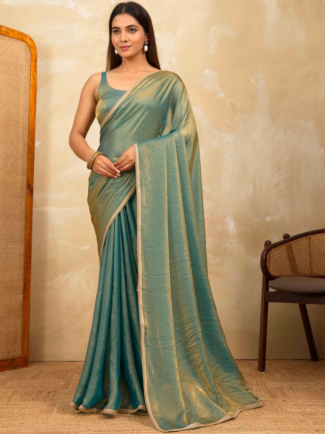 HOUSE OF MIRA Solid Zari Satin Saree