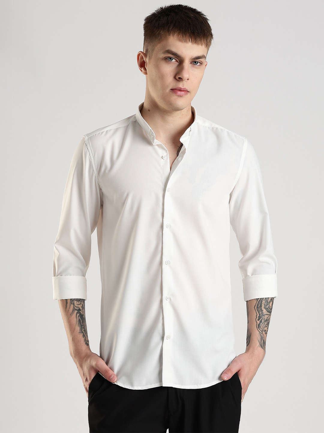NEVER NEUD Slim Fit Spread Collar Long Sleeves Shirt