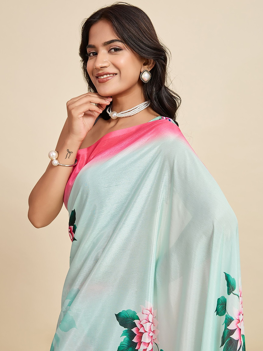 Mitera Woven Design Block Print Saree With Blouse Piece
