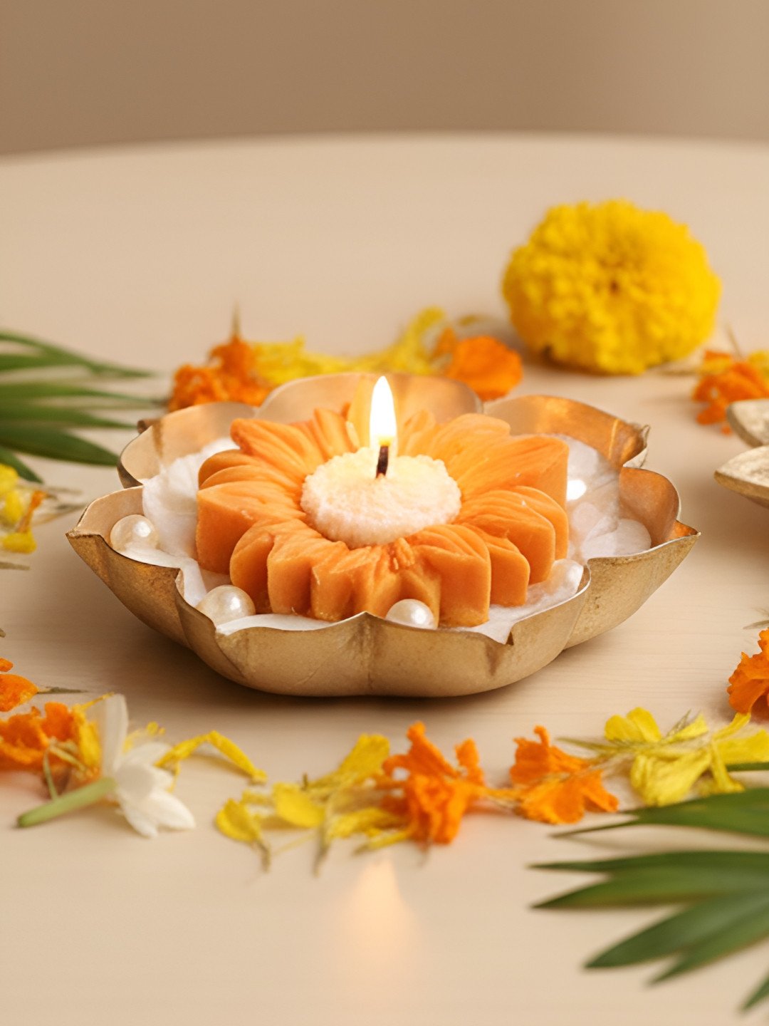 Special You Brown Flower Shaped Scented Candle