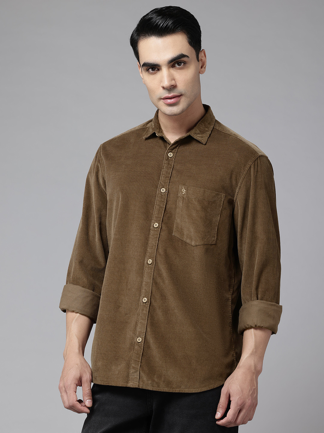 Sand Dunes Cutaway Collar Regular Fit Corduroy Shirt
