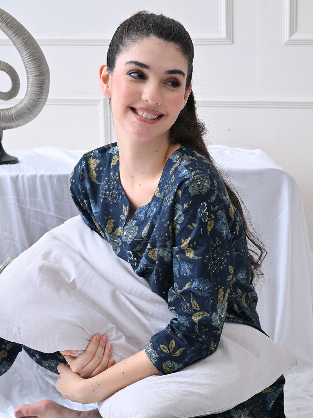 House of Comfort Floral Printed Notch Neck Pure Cotton Top With Pyjamas