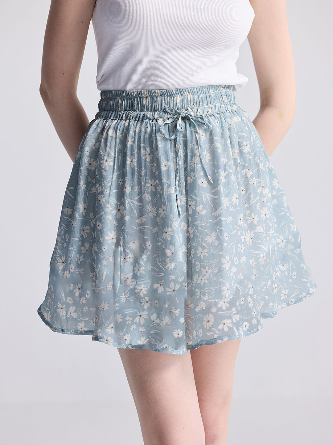 Reistor Women Floral Printed Flared High Rise Mini Skirts