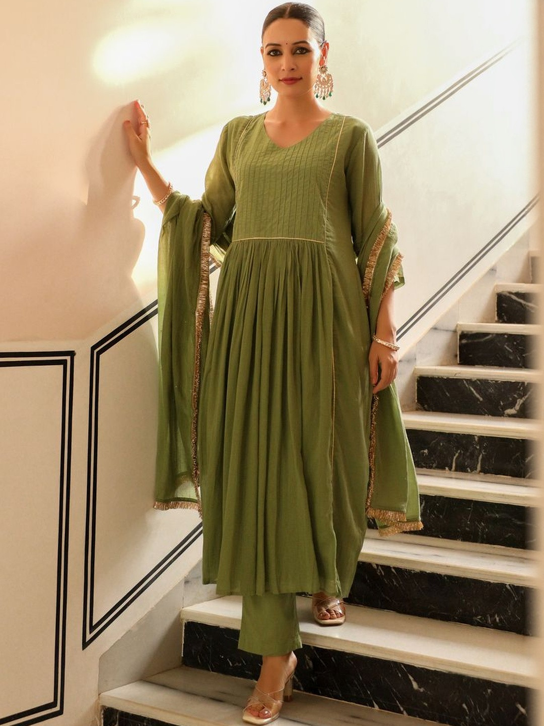 Philauri Women Solid Cotton Anarkali Kurta with Trousers & Dupatta