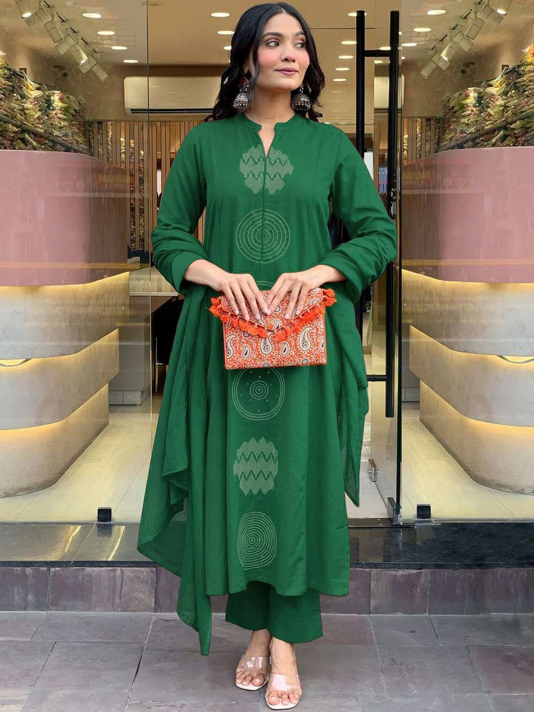 KALINI Geometric Printed Mandarin Colla Kurta With Trouser & Dupatta