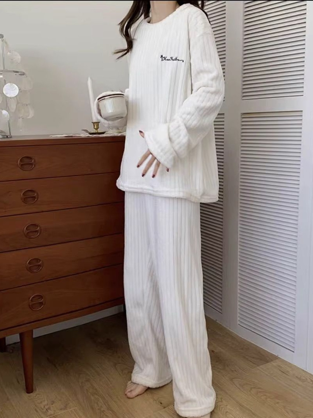 Stem Rope Round Neck Long Sleeves Night suit