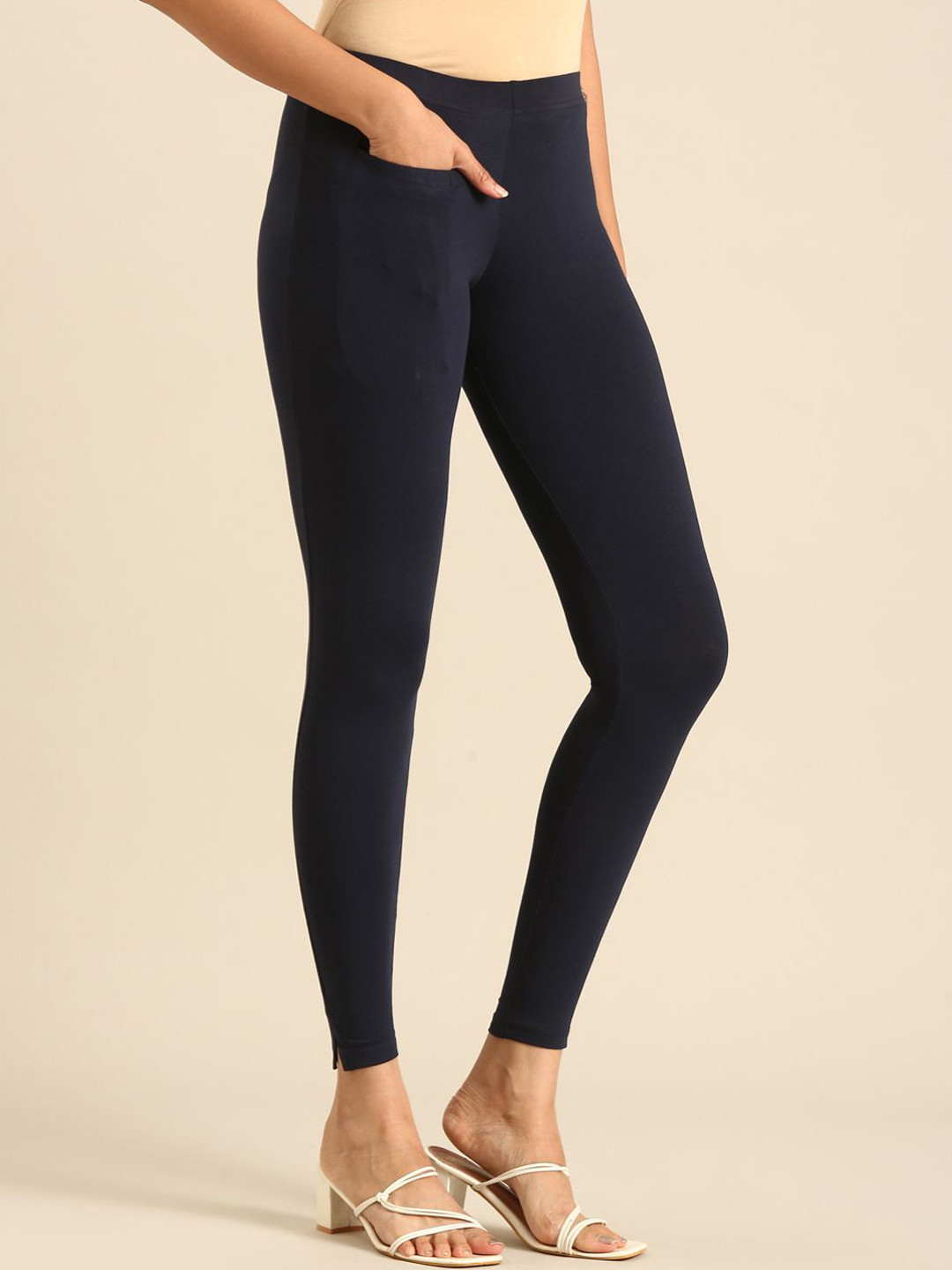 FILMODE Women Cotton Mid Rise Regular Fit Ankle-Length Leggings  with Front Pocket
