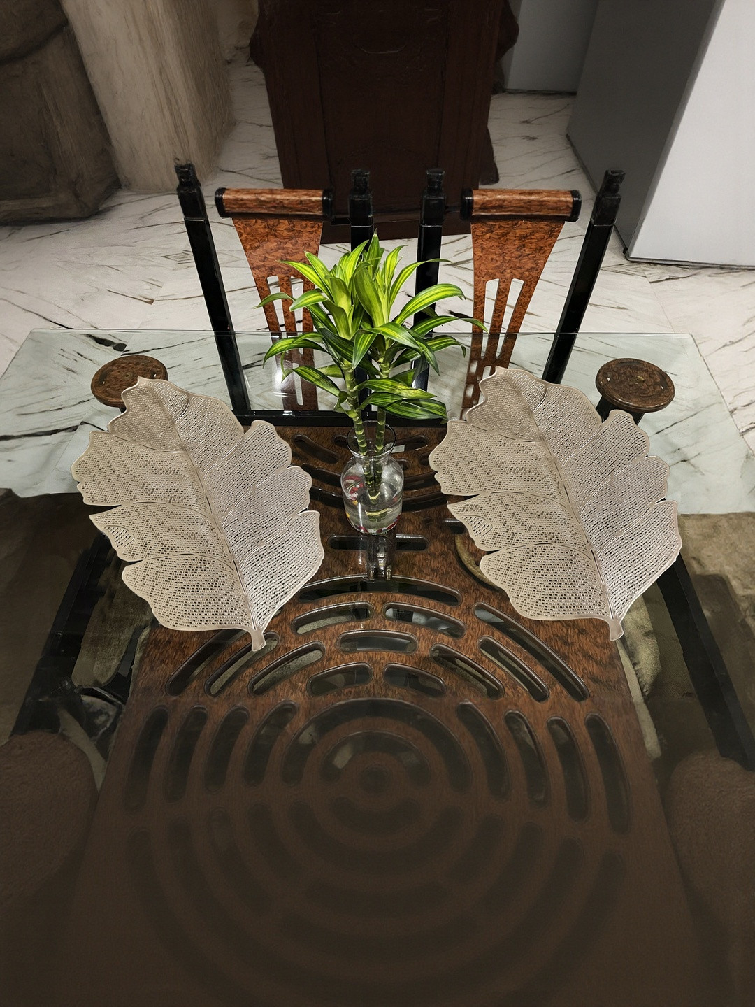 LaVichitra Pack of 2 Leaf Design Table Placemat