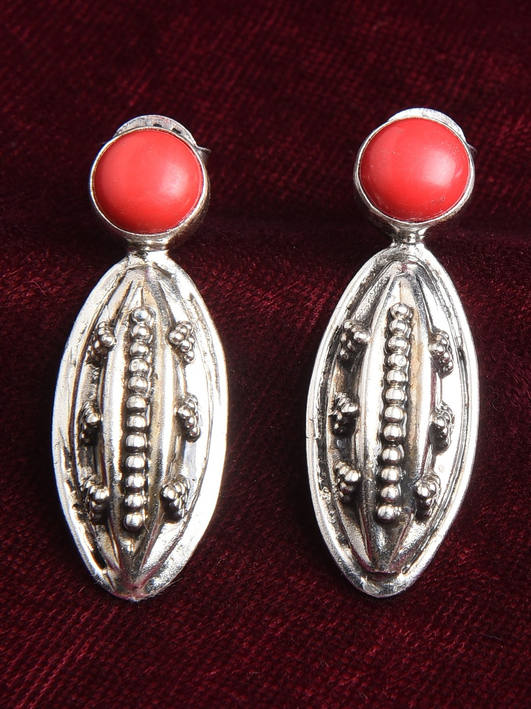 JAYPORE Sterling Silver Coral Studded Oval Shaped Drop Earrings