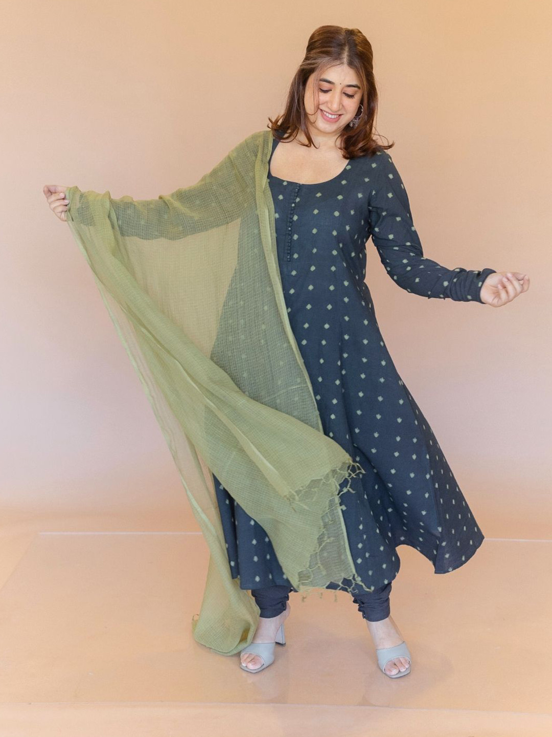 THE INDIAN ETHNIC CO Striped Cotton Kota Doria Dupatta