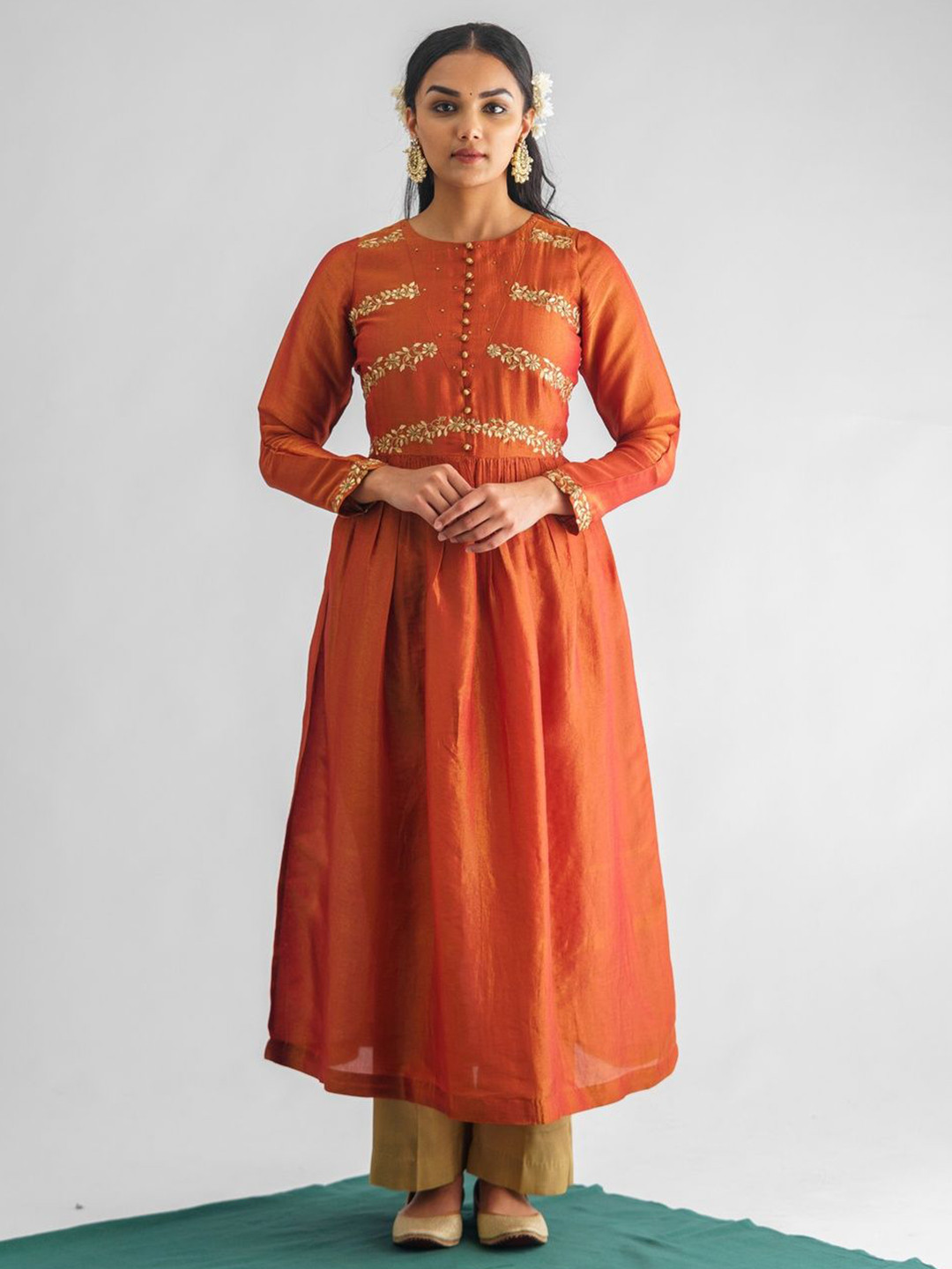 Mushio Women Georgette Tissue Resham Festive Anarkali Kurta