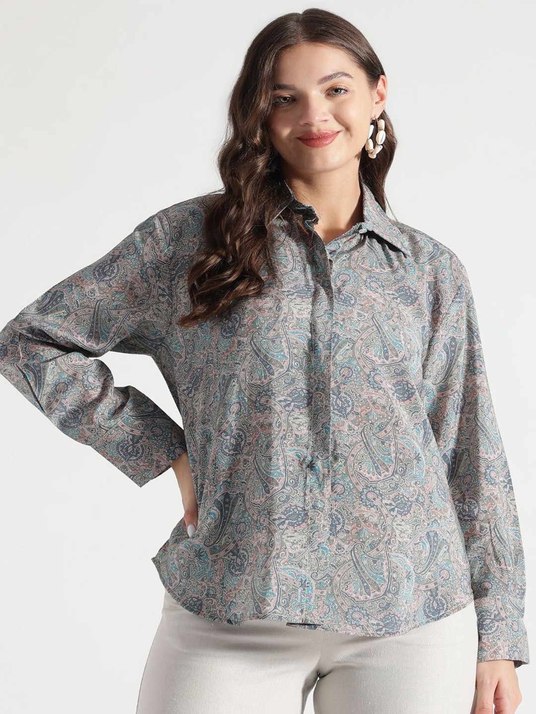 SINO STAR ENTERPRISE Women Relaxed Fit Ethnic Motifs Printed Spread Collar Casual Shirt