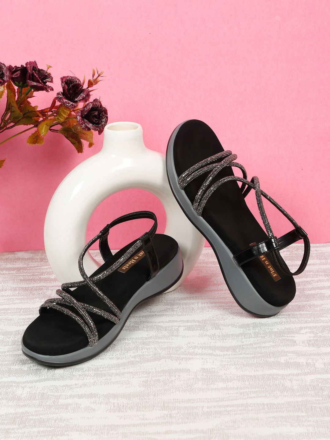 Flat n Heels Women Backstrap Open Toe Flats