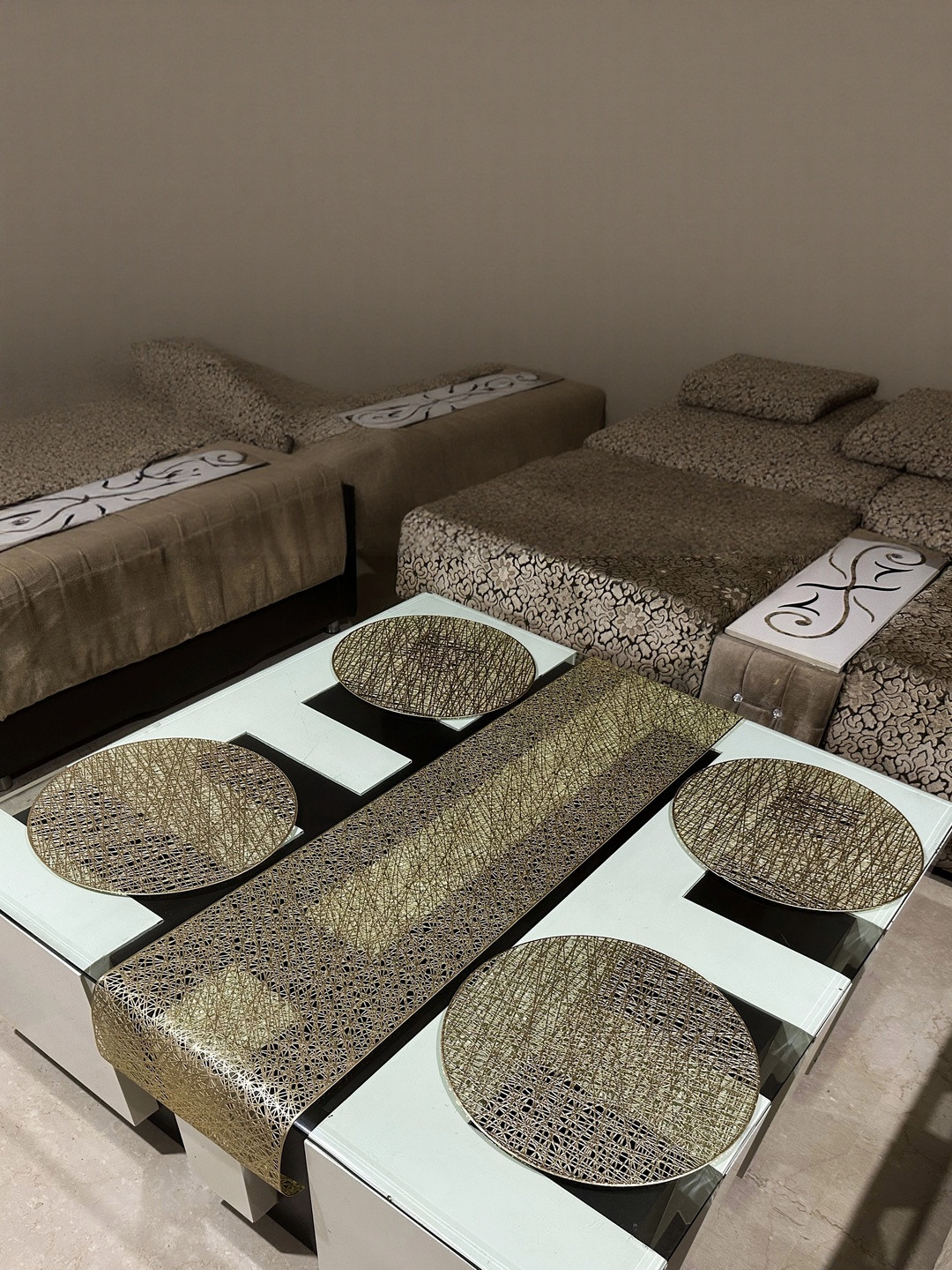 LaVichitra Pack of 5 Round Table Placemat