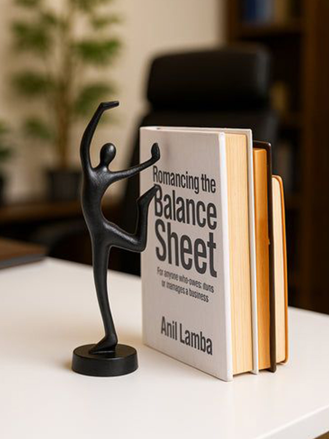 MARKET99 Black Dancing Girl Figurine Showpiece