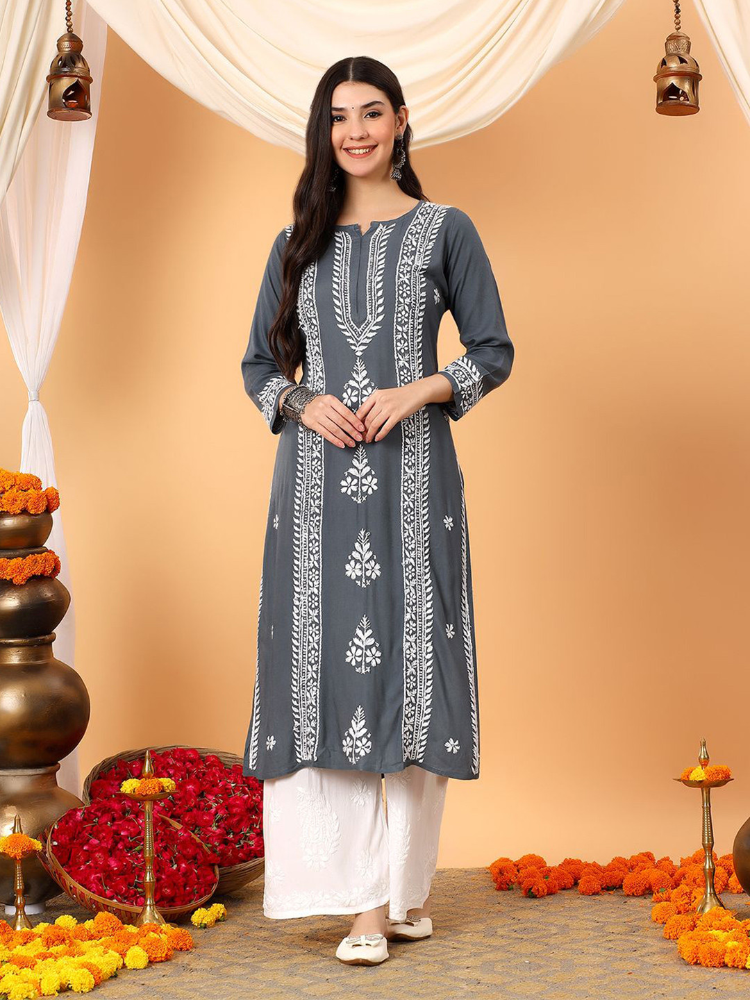 Poshak Chikan Studio Floral Embroidered Chikankari Indie Florals Kurta