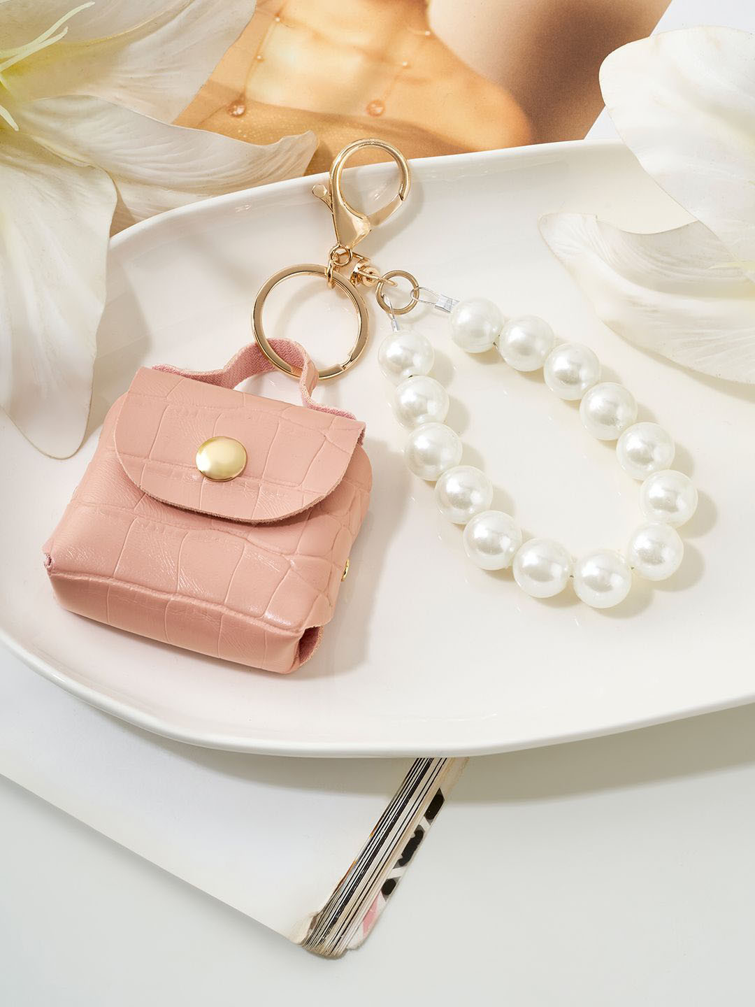 JOKER & WITCH Peachie Puff Bag Bracelet Beaded Charm Bag