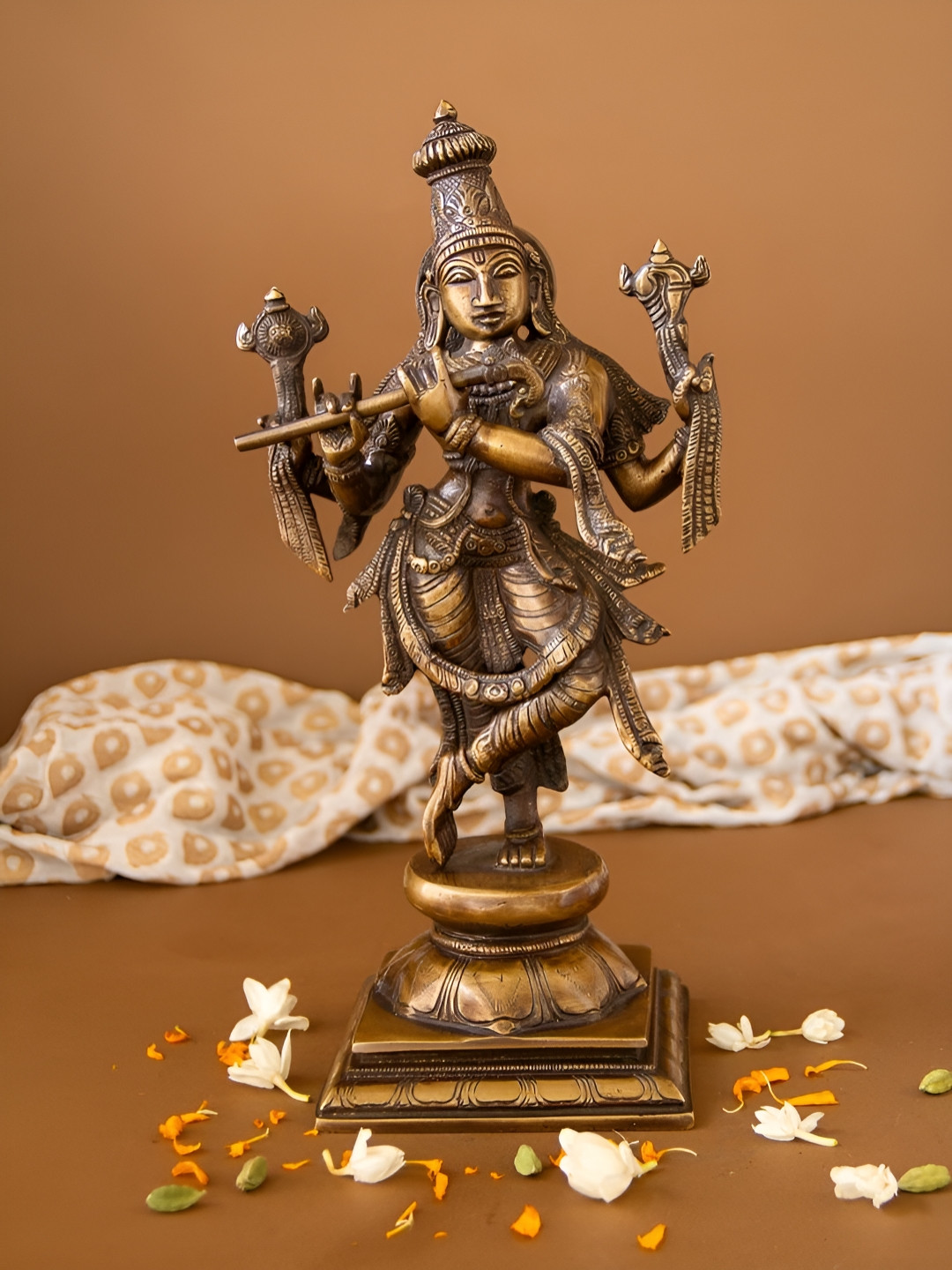 Imli Street Brown Bhagawan Vishnu Religious Idol Showpiece