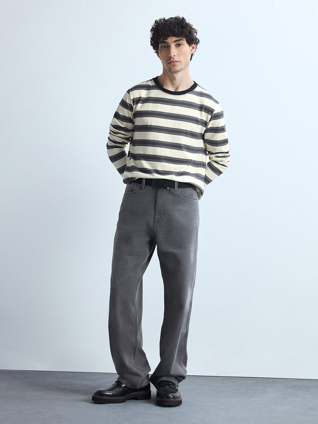 Flying Machine Men Striped Round Neck Relaxed Fit T-shirt