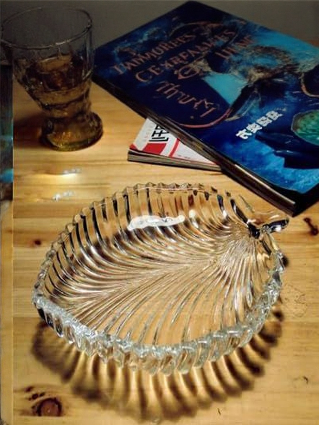 1ST TIME Set of 23 Glass Leaf Shaped Serving Plate