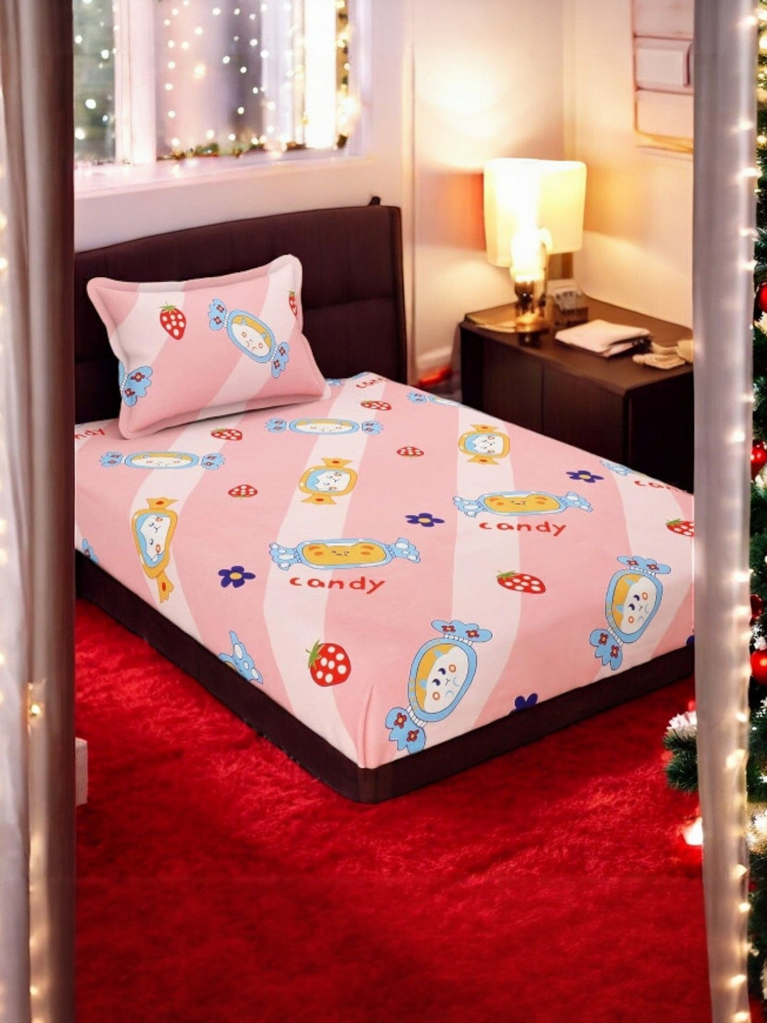 WELLNEST Unisex 110 Thread Conversational Count Bedsheets With 2 Pillow Covers