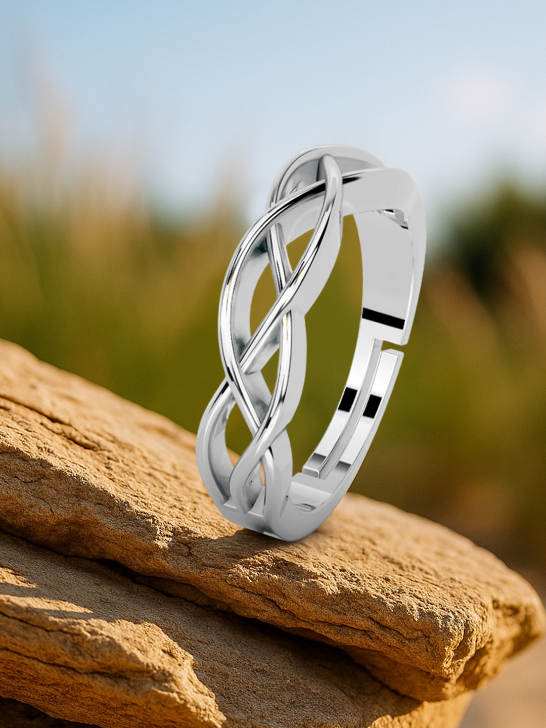 MISS HIGHNESS Rhodium-Plated FingerRing