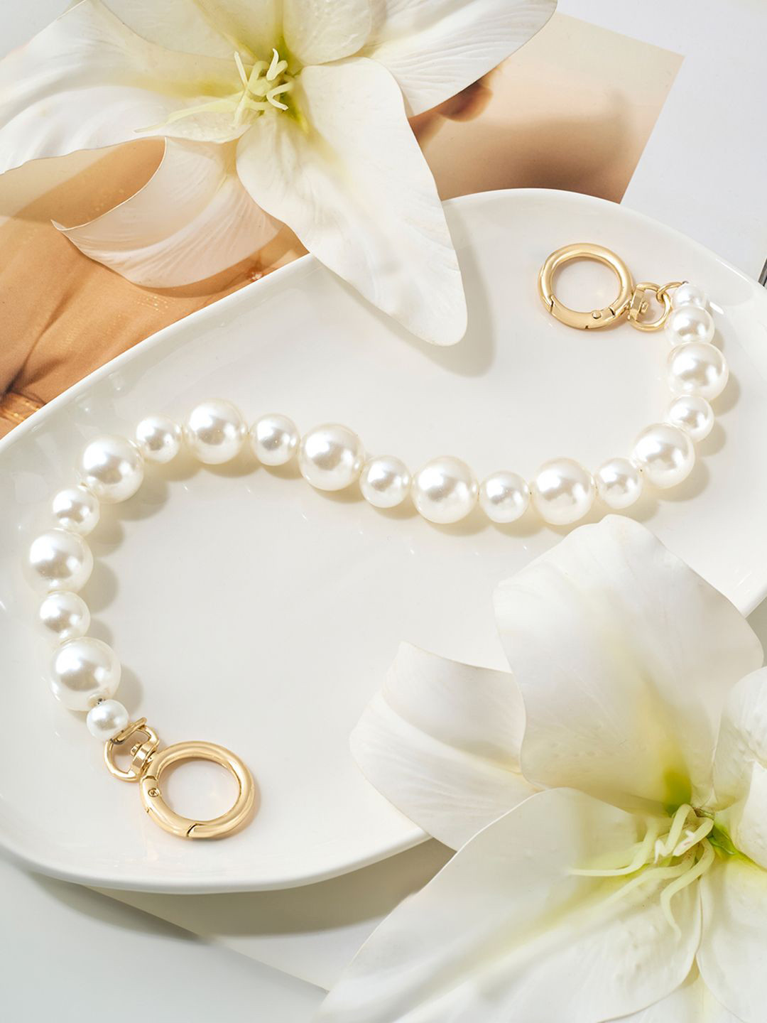 JOKER & WITCH Shiny-Drop Pearls Beaded Bracelet Charm