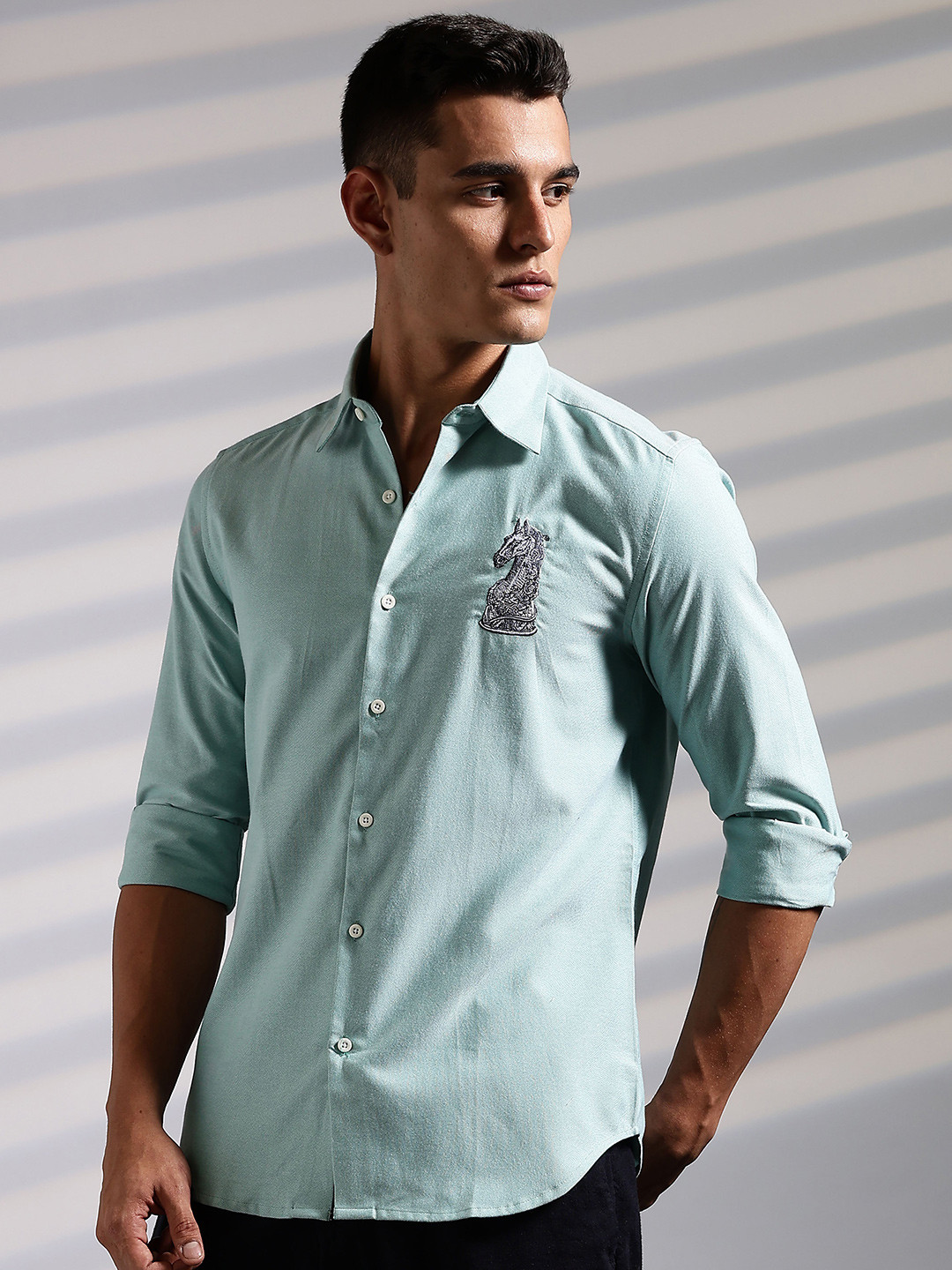 Eszett Chess Horse Embroidered Spread Collar Pure Cotton Shirt