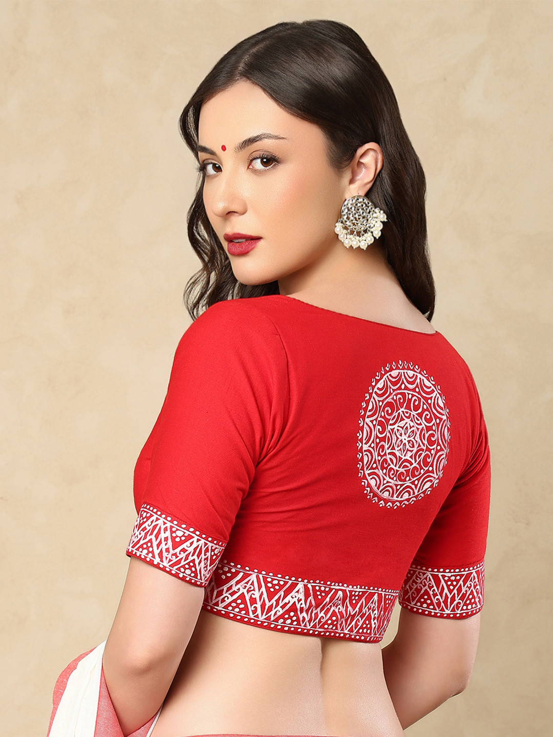 SALWAR STUDIO Women Hand Painted Sweetheart Neck Pure Cotton Readymade Saree Blouse