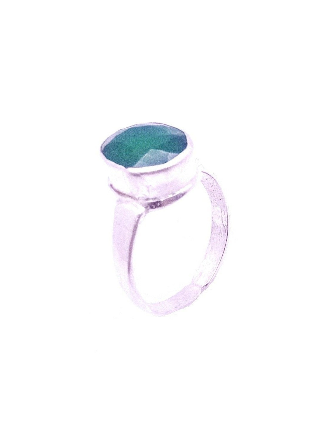 RAVIOUR LIFESTYLE Unisex Silver-Plated Emerald Stone Finger Ring